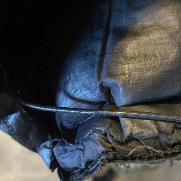 Patagonia mens XL black puffer zip up jacket - Picture 5 of 5